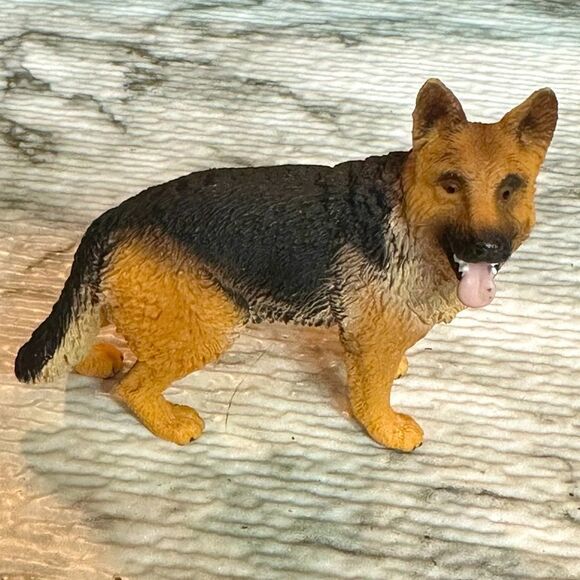Schleich‎ German Shepherd Toy figure - Picture 1 of 6
